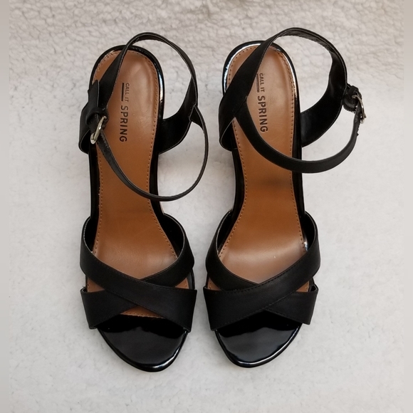 ‼‼SOLD‼‼Call it Spring Cross Wedge - Picture 2 of 7